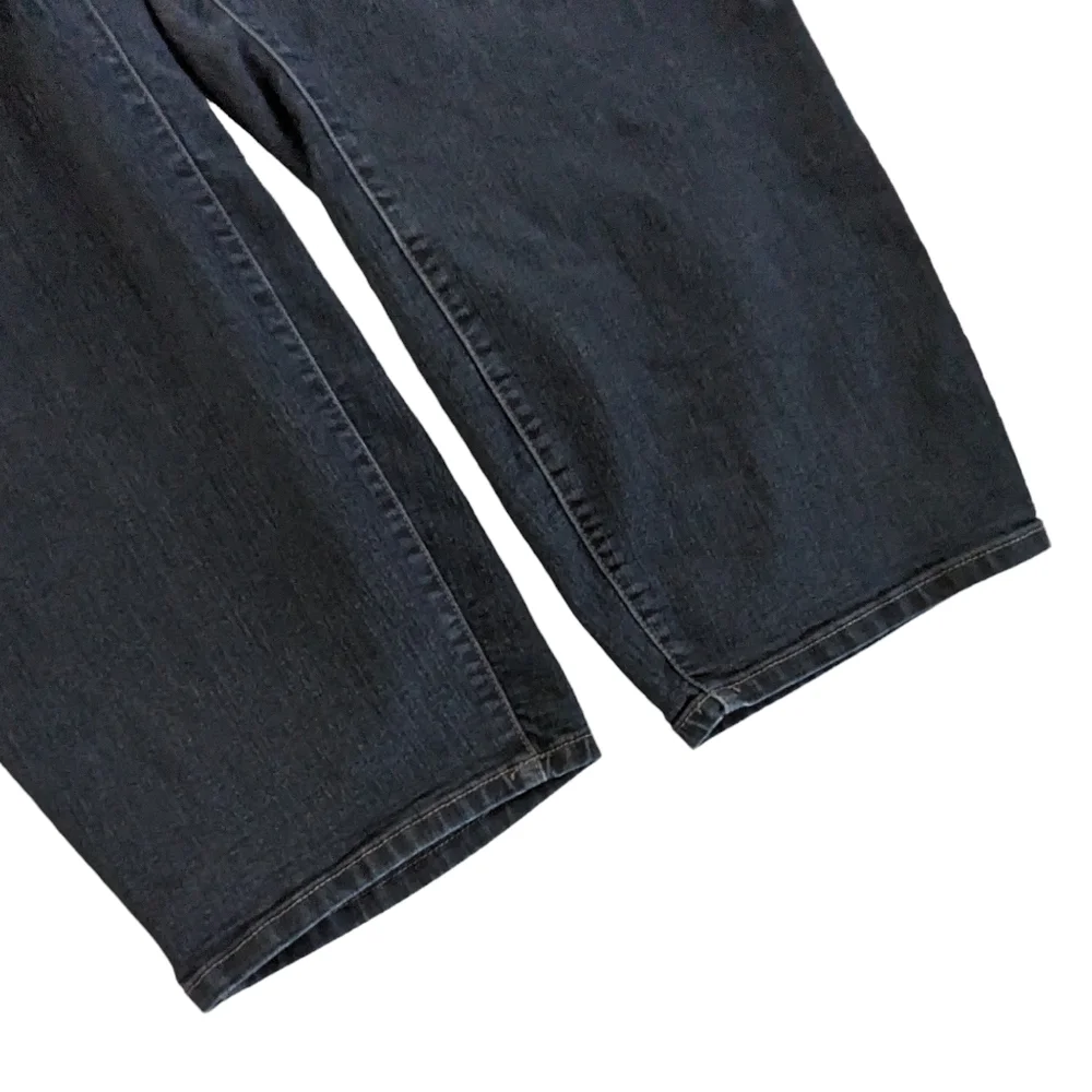 Torrid Cropped Jeans Size 28 - Picture 6 of 11